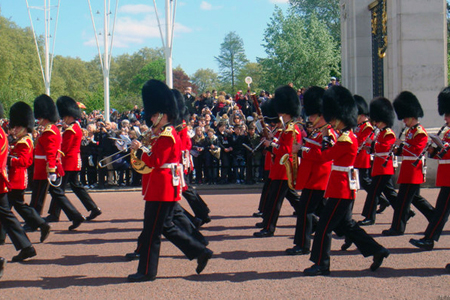 Walking tours of London